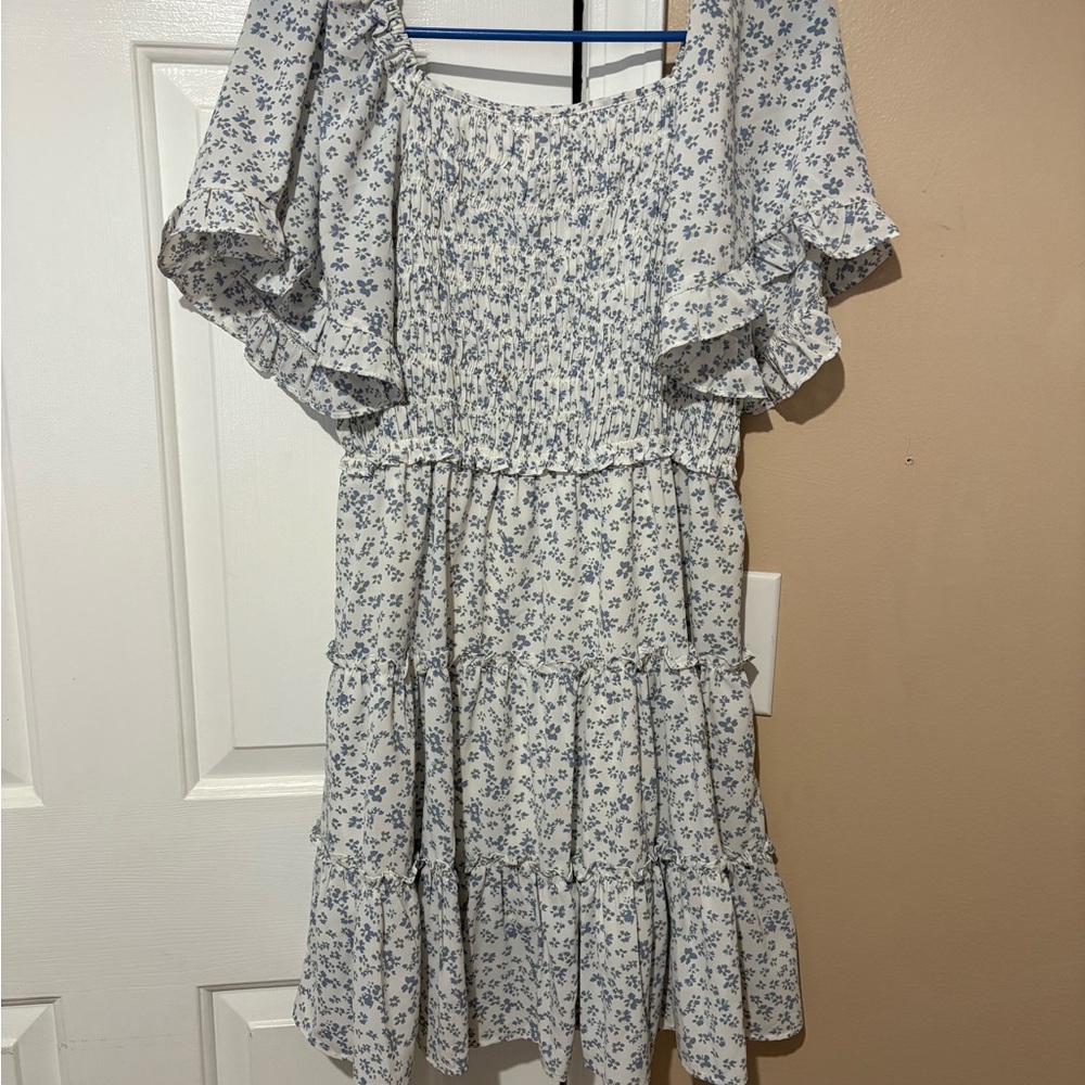 Smocked Puff-Sleeve Midi Dress in Blue Floral - Picture 2 of 2